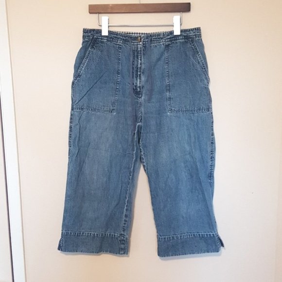 Jones High Rise Capris - Picture 1 of 3